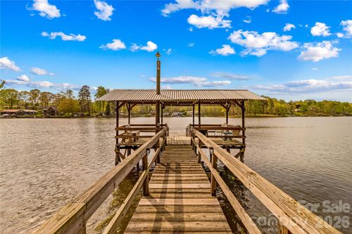 570 Lake Drive 9, Lexington, NC, 27292-8208 | Card Image