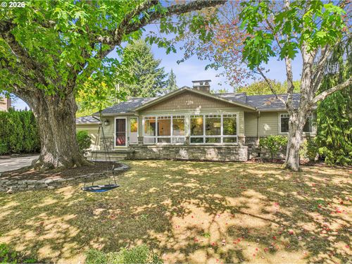 8115 Sw Valley View Dr, Portland, OR, 97225-3856 | Card Image