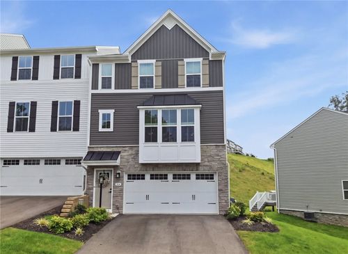 204 Filmore Dr, Canonsburg, PA, 15317-5282 | Card Image