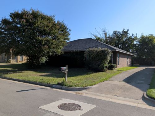 2307 Monte Carlo Dr, Arlington, TX, 76015-1098 | Card Image