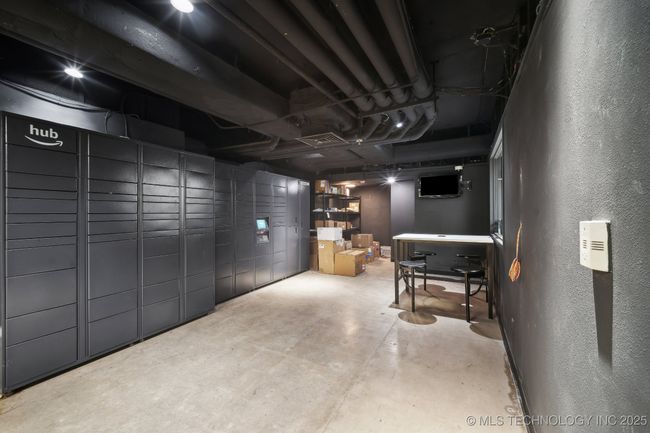Amazon Prime Hub in Both Basements | Image 26