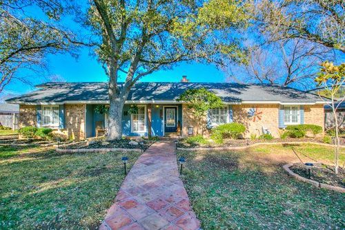 2732 Briargrove Ln, San Angelo, TX, 76904-7406 | Card Image