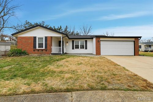 683 Greenholme Ct, Fenton, MO, 63026-3428 | Card Image