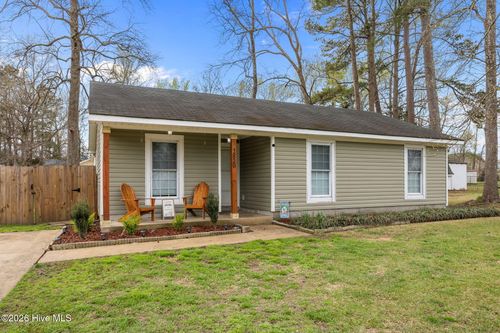 2820 Harvest Rd, Grimesland, NC, 27837-9522 | Card Image