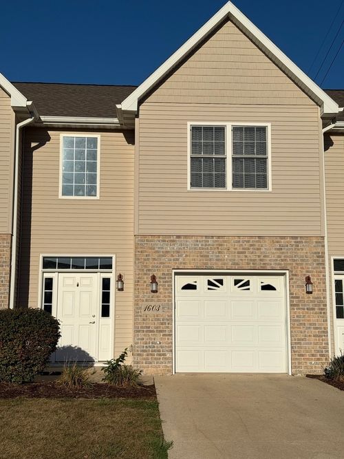 1603 Riverside Cir, Dixon, IL, 61021-2645 | Card Image