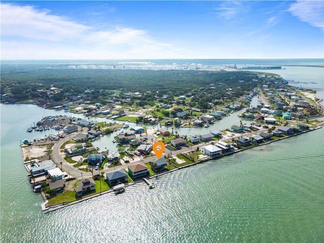 110 Bayshore Dr, House other with 2 bedrooms, 2 bathrooms and 3 parking in Ingleside TX | Image 38