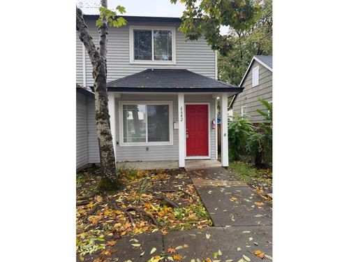 6642 Se 80th Ave, Portland, OR, 97206-7128 | Card Image