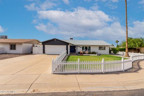 4616 S Poplar St, Tempe, AZ, 85282-7317 | Card Image