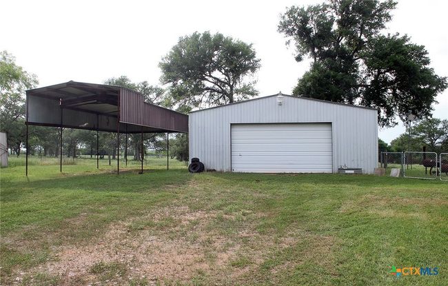 854 Pettytown Rd, Home with 3 bedrooms, 2 bathrooms and null parking in Red Rock TX | Image 18