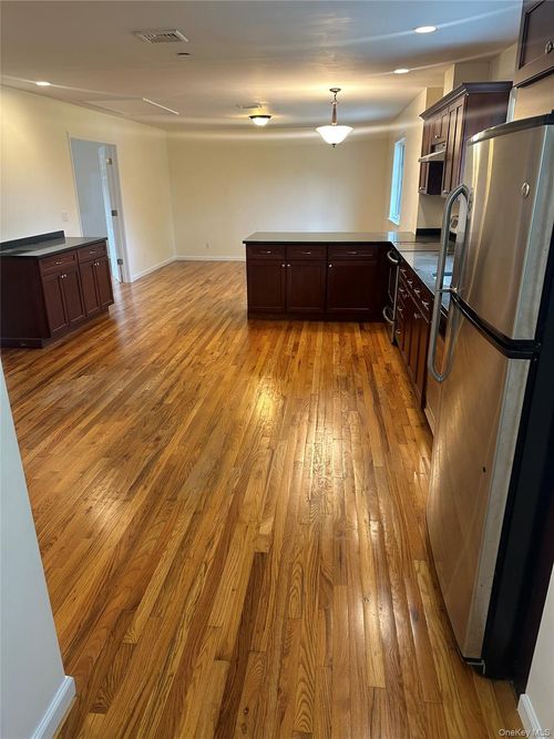 b-3 Old Tomahawk St, Yorktown Heights, NY, 10598-6334 | Card Image