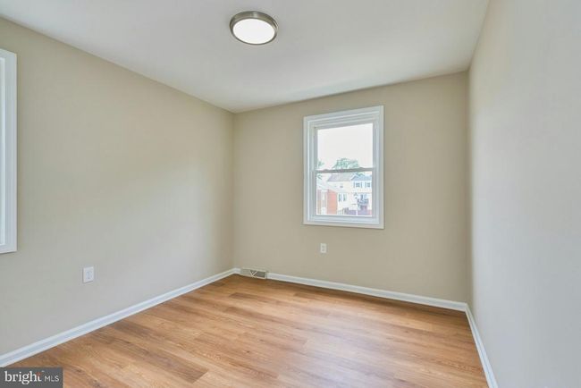 8321 Irongate Way, Townhouse with 3 bedrooms, 3 bathrooms and null parking in MANASSAS VA | Image 26