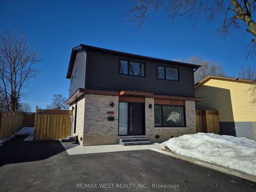 101 Seaborn Rd, Brampton, ON, L6V2C2 | Card Image