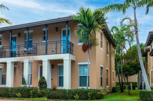 1510 Sw 147th Ter, Pembroke Pines, FL, 33027-6189 | Card Image