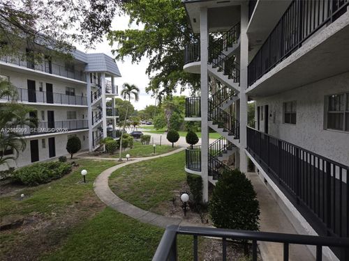 203-3360 Spanish Moss Ter, Lauderhill, FL, 33319-5065 | Card Image