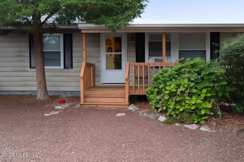 296 Nautilus Dr, Manahawkin, NJ, 08050-2239 | Card Image