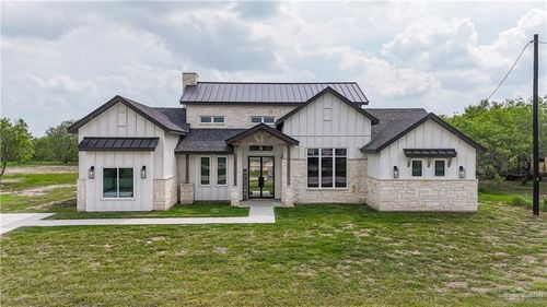 368 Calle San Mateo, San Benito, TX, 78586-8197 | Card Image