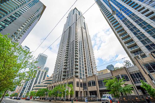 4105-763 Bay St, Toronto, ON, M5G2R3 | Card Image