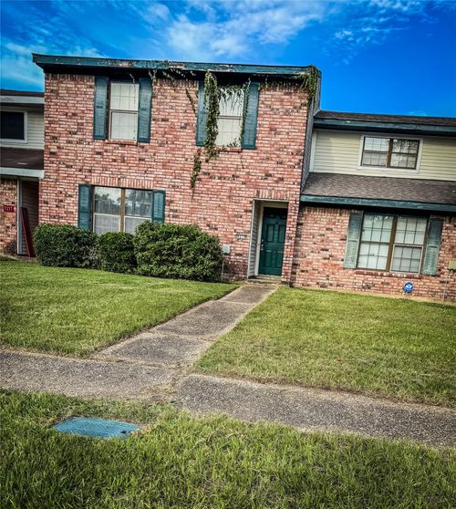 9219 Green Forest Rd, Shreveport, LA, 71118-2857 | Card Image