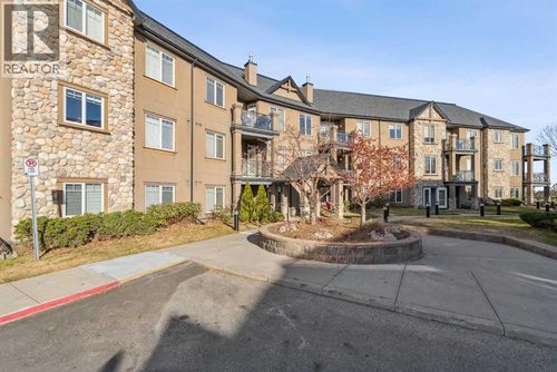 2208-1888 Signature Pk Sw, Calgary, AB, T3H4Z1 | Card Image