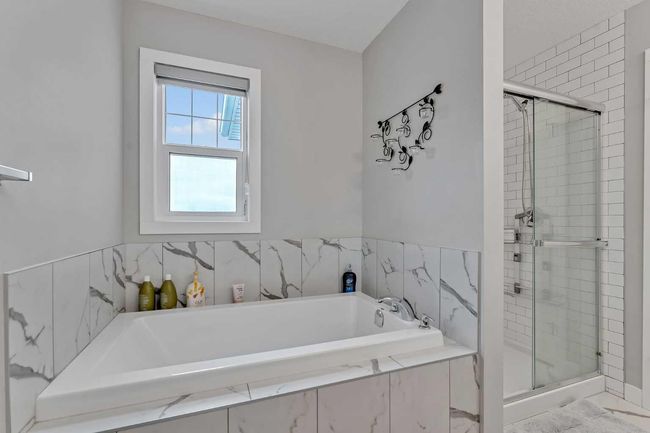 117 Legacy Glen Cir Se, House other with 3 bedrooms, 3 bathrooms and 4 parking in Calgary AB | Image 26