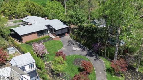 293 Wyoming Ave, Maplewood, NJ, 07040-2020 | Card Image