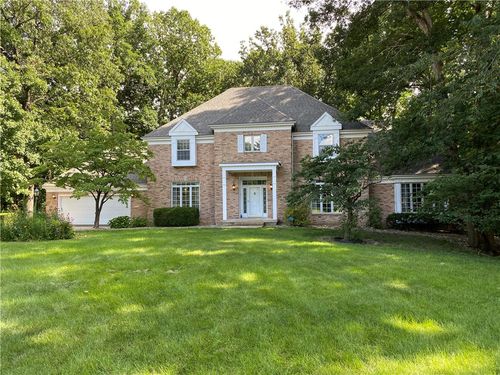 1008 Williamsburg Dr, Charleston, IL, 61920-4332 | Card Image