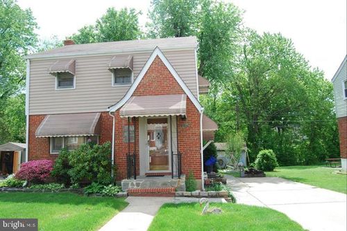 8105 Woodhaven Rd, Baltimore, MD, 21237-1647 | Card Image