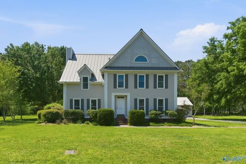 222 Montgomery Dr, Moulton, AL, 35650-1418 | Card Image