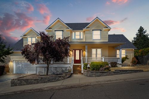 303 Woodville Way, Rogue River, OR, 97537-9502 | Card Image