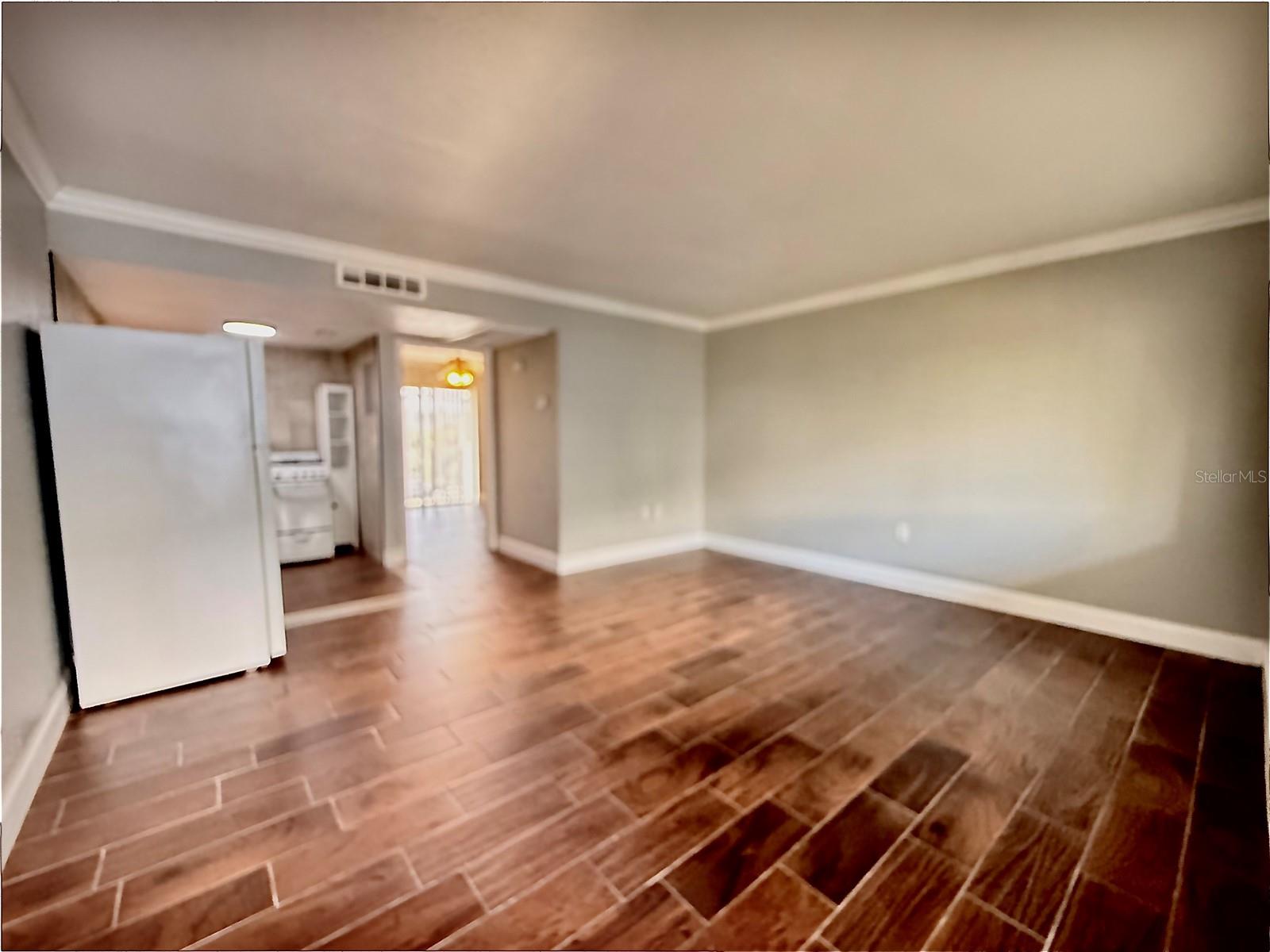 Residential Lease in ALTAMONTE SPRINGS 2