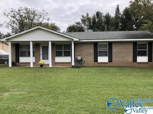14013 Sandhurst Dr Sw, Huntsville, AL, 35803-2532 | Card Image