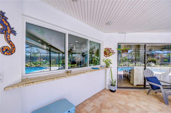 Lanai - Pass Thru from Kitchen | Image 36