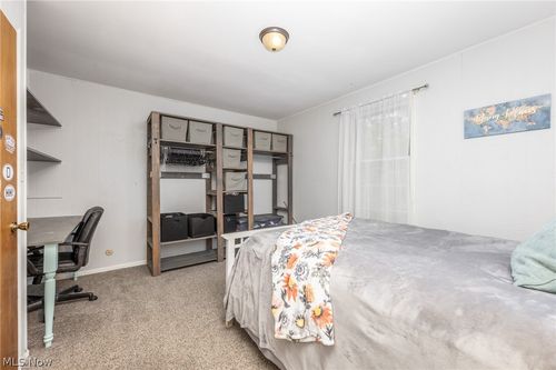 140 Sylvan Way, Marietta, OH, 45750-5433 | Card Image