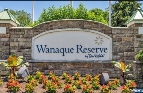 5402 Warrens Way, Wanaque, NJ, 07465-1655 | Card Image