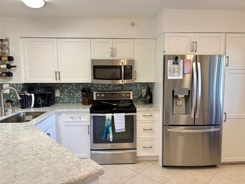 apt-203-2112 S Cypress Bend Dr, Pompano Beach, FL, 33069-4452 | Card Image