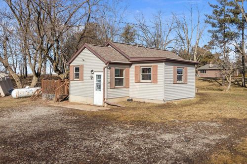 N7904 Hwy 26, ROSENDALE, WI, 54932 | Card Image