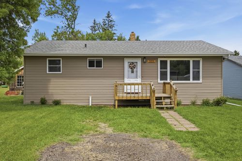 333 3rd Ave E, Hunter, ND, 58048-4016 | Card Image