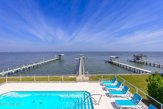 1408 Emerald Dr, House other with 3 bedrooms, 5 bathrooms and 1 parking in Emerald Isle NC | Image 17