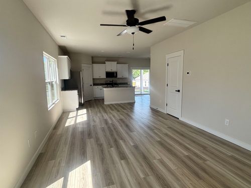 435 W Claywalk Rd, Woodruff, SC, 29388-5403 | Card Image