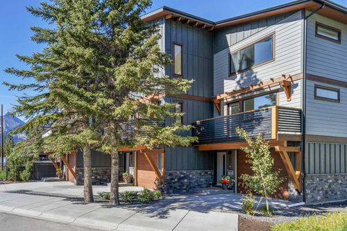 101-1413 Mountain Avenue, Canmore, AB, T1W1M3 | Card Image