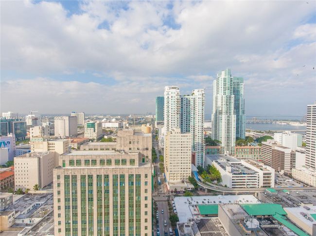 APT-2802 - 151 Se 1 St St, Condo with 1 bedrooms, 1 bathrooms and null parking in Miami FL | Image 14