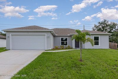 279 Wilton Avenue Sw, House other with 4 bedrooms, 2 bathrooms and null parking in Palm Bay FL | Image 1