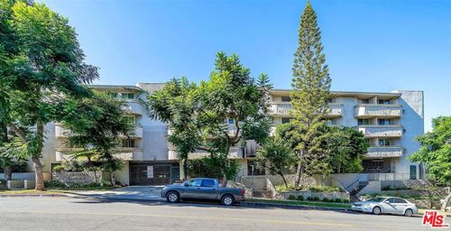 apt-107-11645 Montana Ave, Los Angeles, CA, 90049-4631 | Card Image