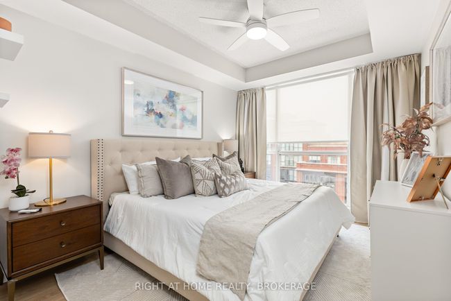 703 - 18 Beverley St, Condo with 3 bedrooms, 2 bathrooms and 2 parking in Toronto ON | Image 13