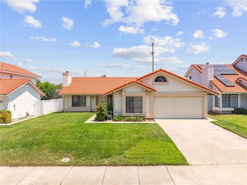 45552 Classic Way, Temecula, CA, 92592-6030 | Card Image