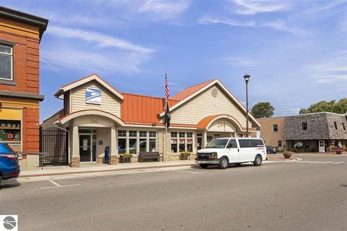 ll4-244 S Benzie Boulevard, Beulah, MI, 49617 | Card Image