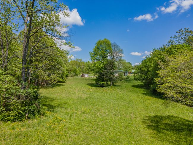 2724 She Boss Rd, House other with 2 bedrooms, 2 bathrooms and 4 parking in Duck River TN | Image 32