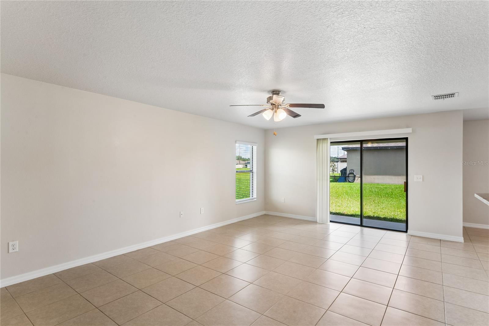 Residential in LAKELAND 3