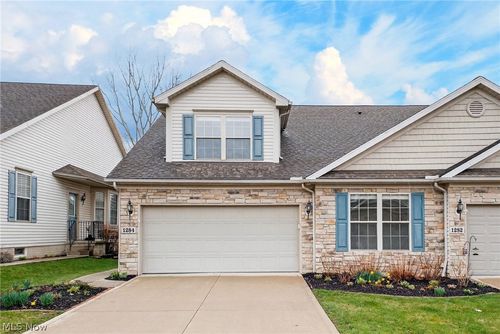 1284 Joshua Way, Medina, OH, 44256-6766 | Card Image