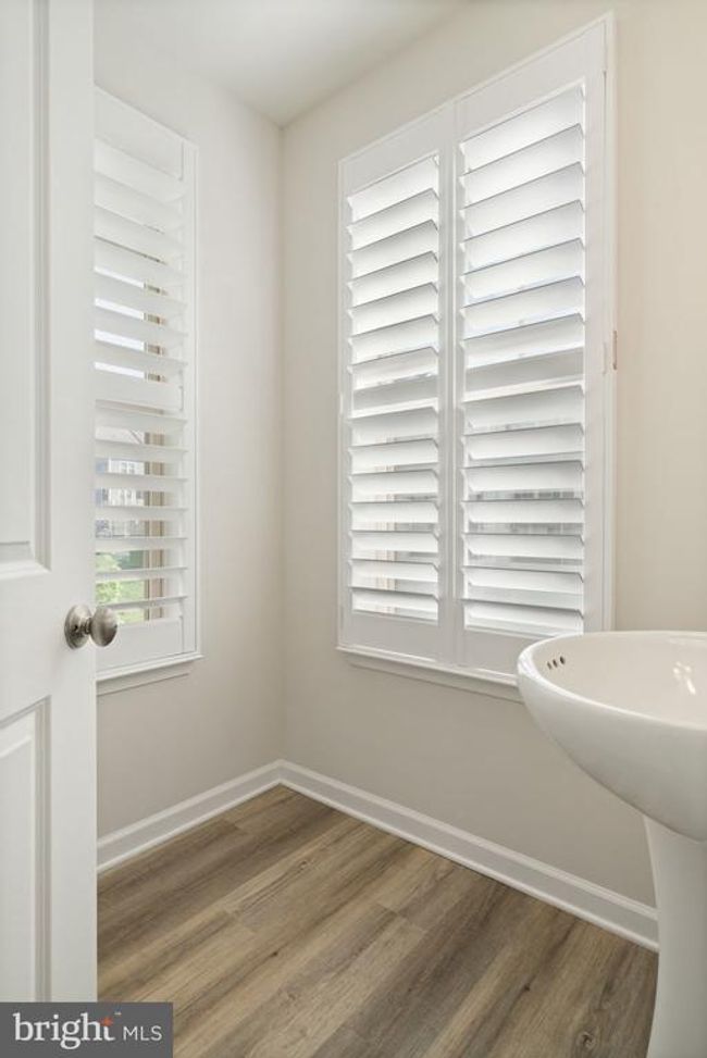 9520 Barnes Loop, Townhouse with 3 bedrooms, 4 bathrooms and null parking in MANASSAS VA | Image 17